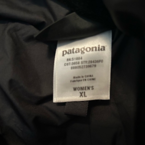 Patagonia long puffer coat *Excellent condition * - Picture 3 of 5